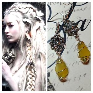 Wire wrapped seaglass earrings